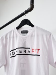 komerafit white t-shirt with black logo print
